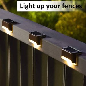 PatioLights, 4-dielny komplet vodotesných LED solárnych záhradnych svetiel